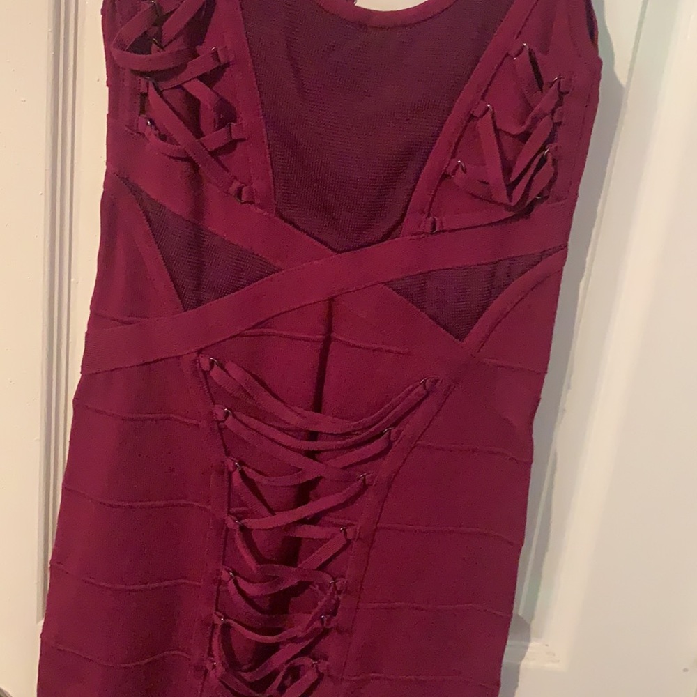 Bebe Dress - Picture 3 of 9